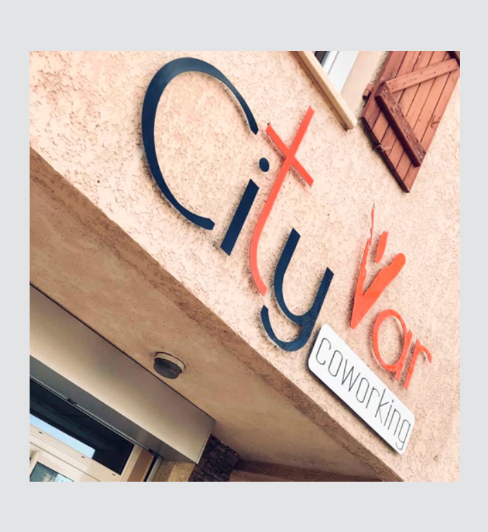 LOGO  06 devanture city var